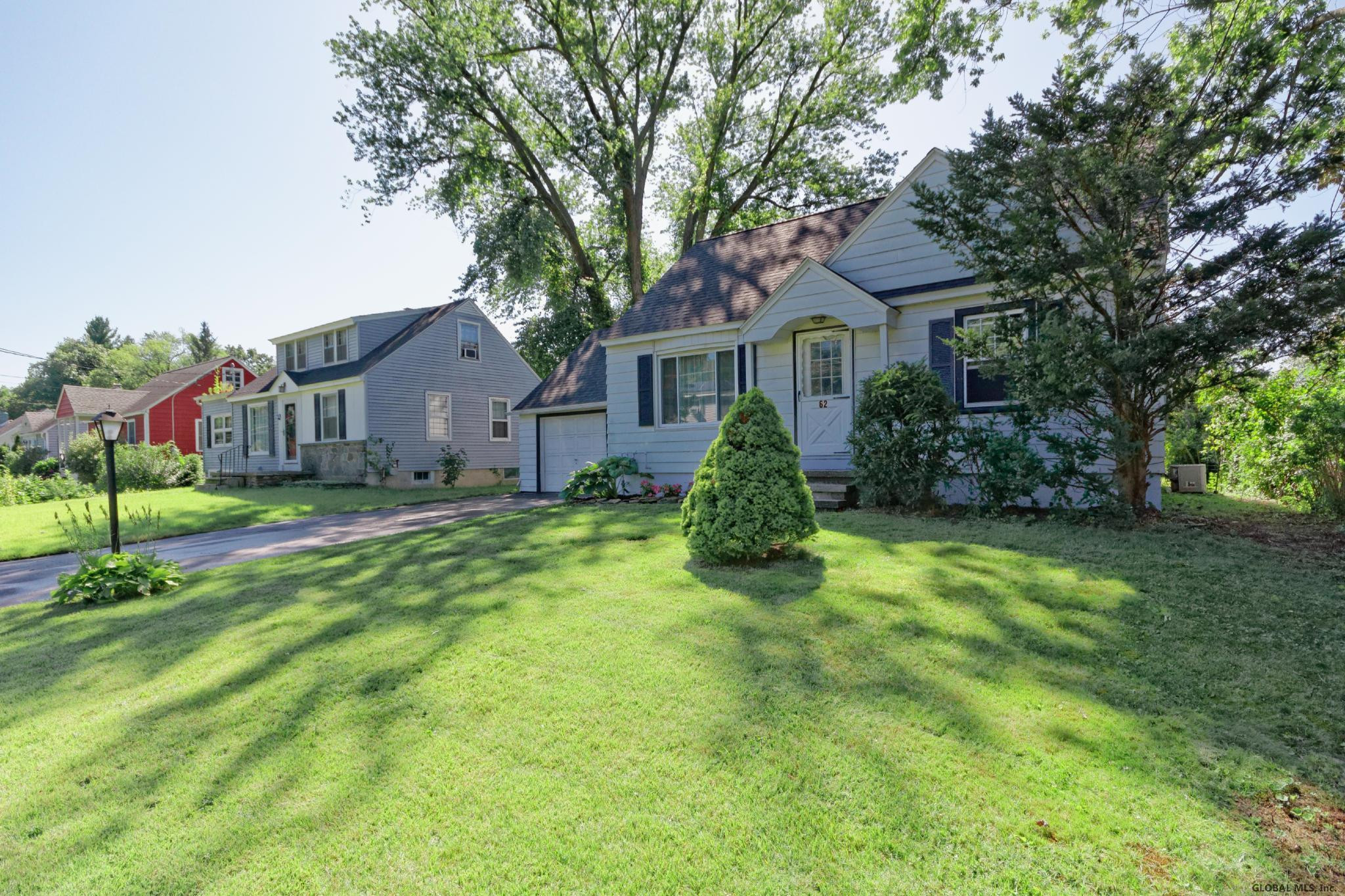 62 New Shaker Road Colonie, NY 12205 - Photo 3 of 41 Photo 3