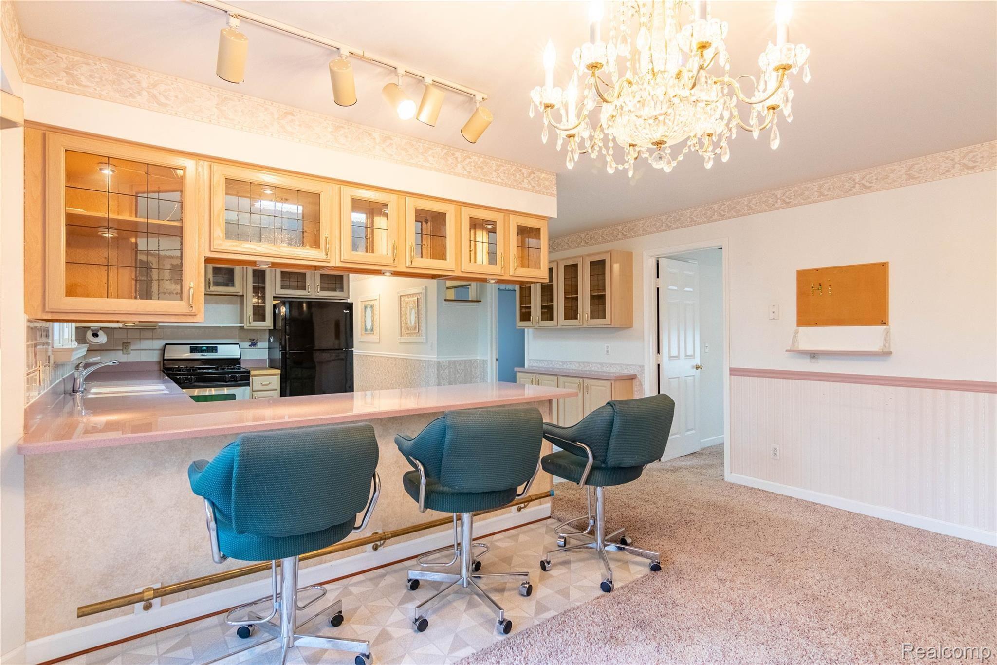 6379 Old Haggerty Road Canton, MI 48187 - Photo 10 of 71 18.Dining