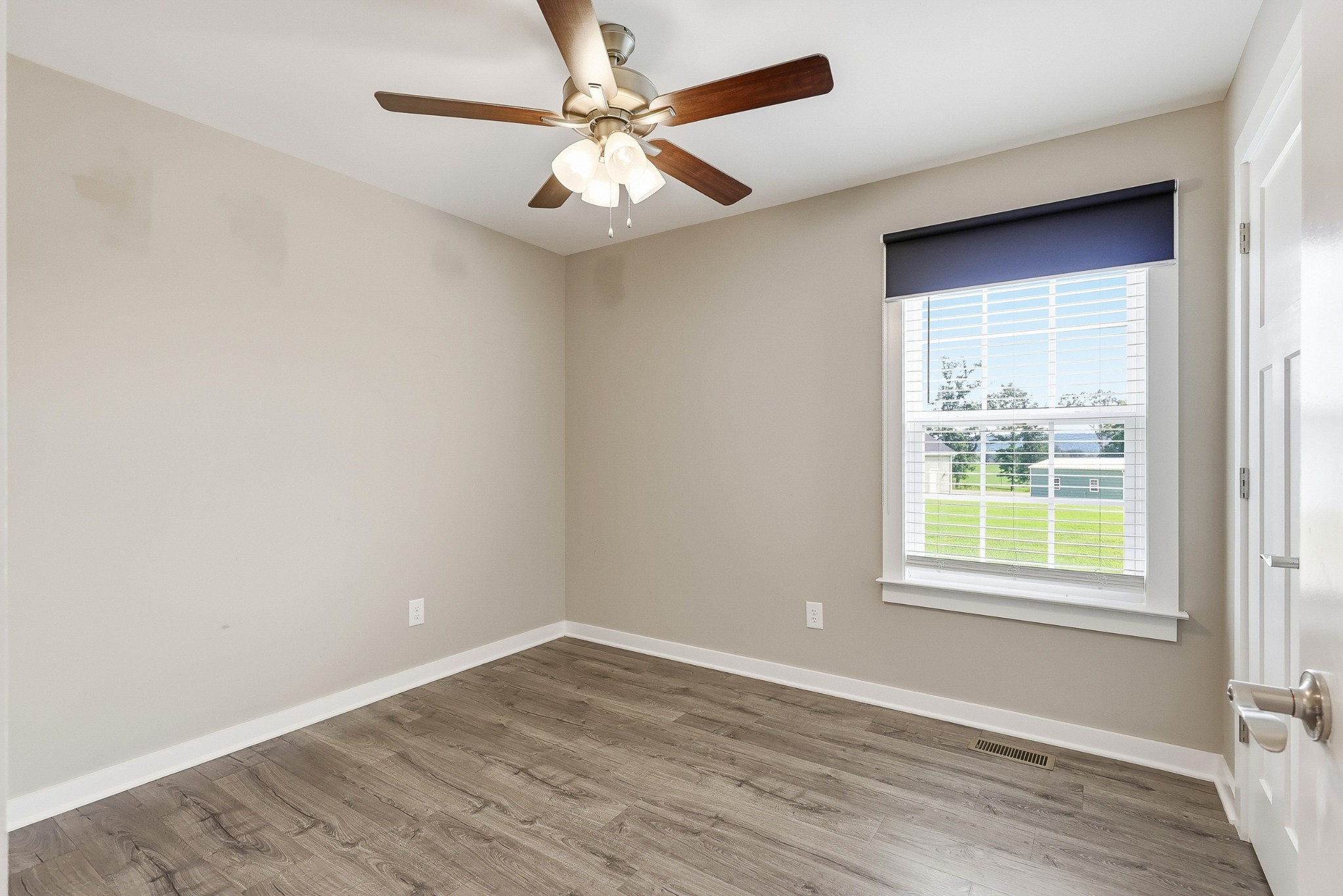 1719 Purvin Lollar Road Sparta, TN 38583 - Photo 22 of 45
