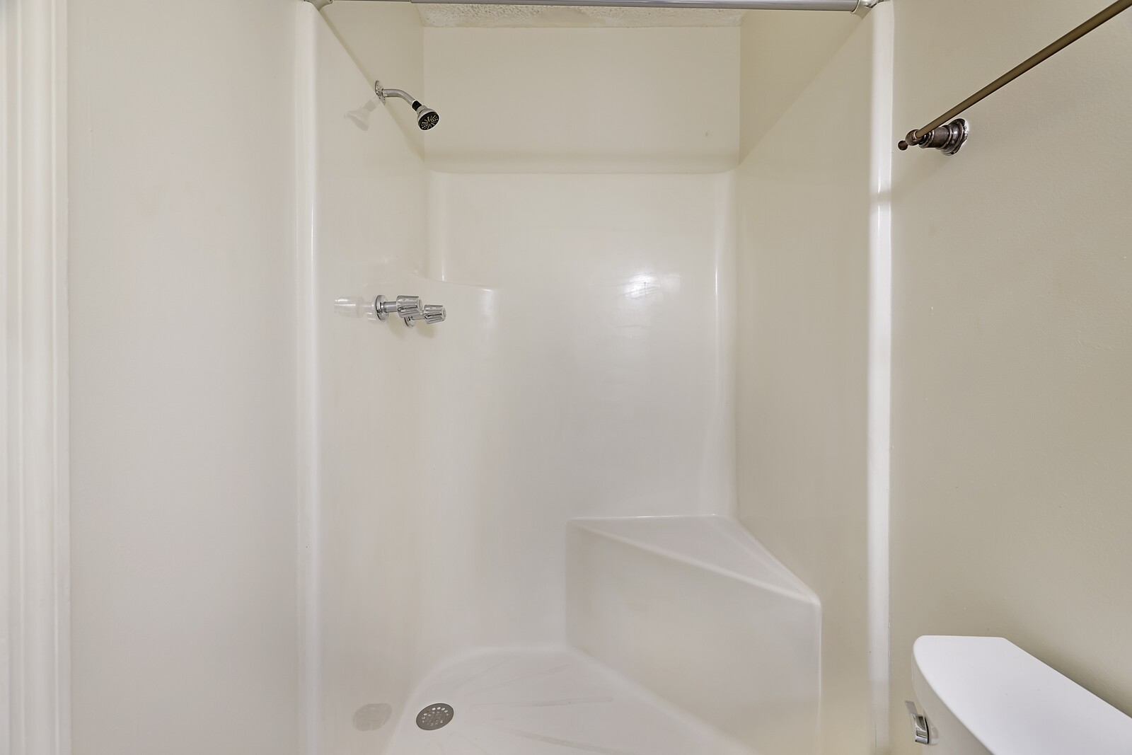 185 Bonnafield Drive Hermitage, TN 37076 - Photo 34 of 42 a bathroom with a shower and toilet