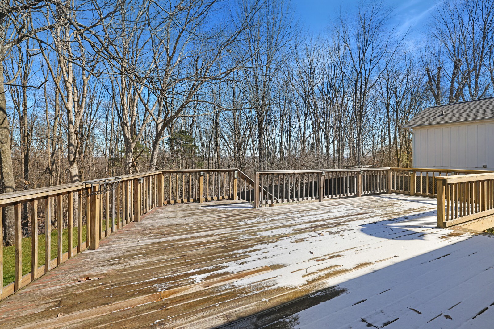 185 Bonnafield Drive Hermitage, TN 37076 - Photo 35 of 42 a balcony view with a sink
