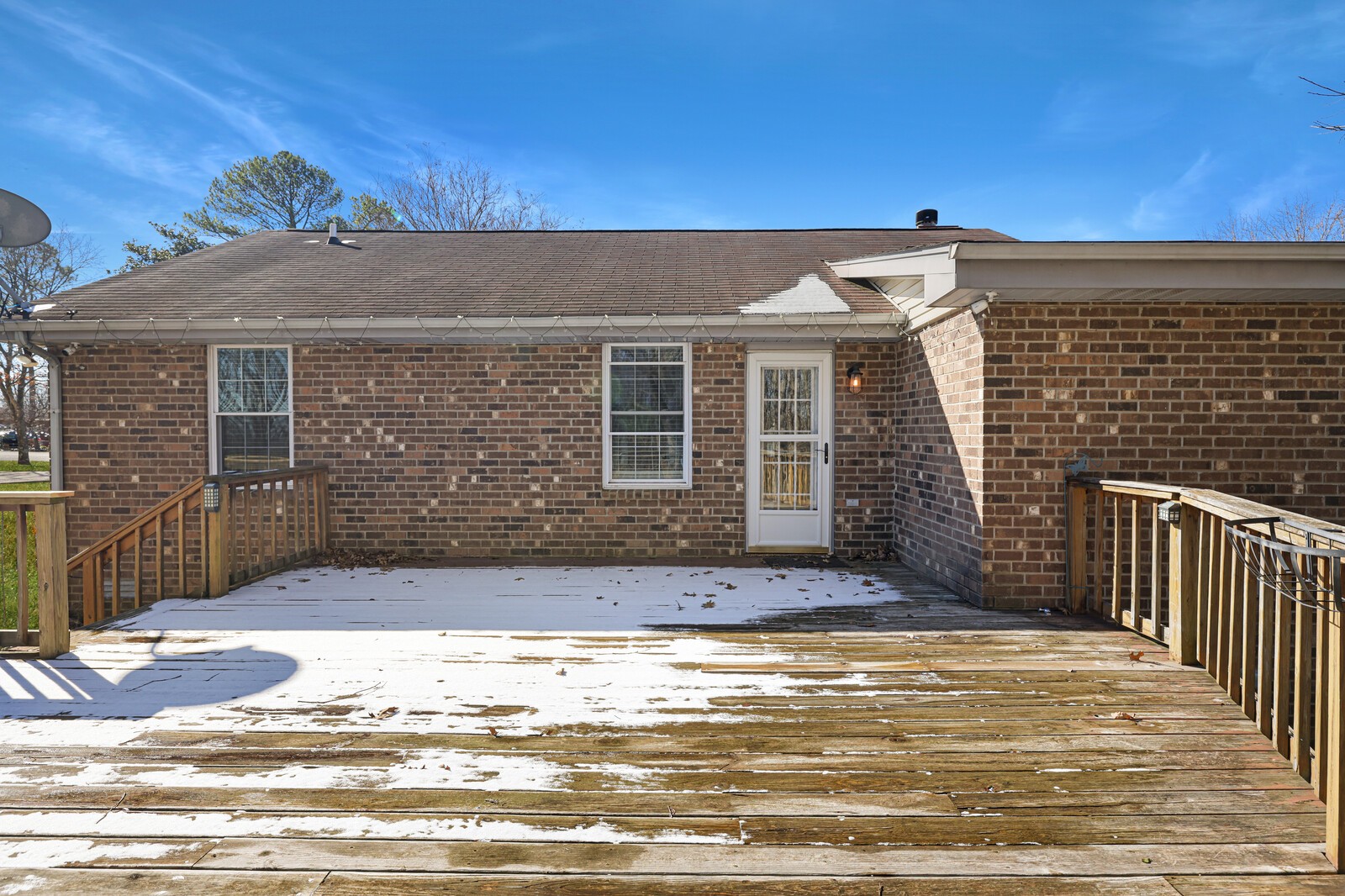 185 Bonnafield Drive Hermitage, TN 37076 - Photo 37 of 42 a view of a house with a wooden fence