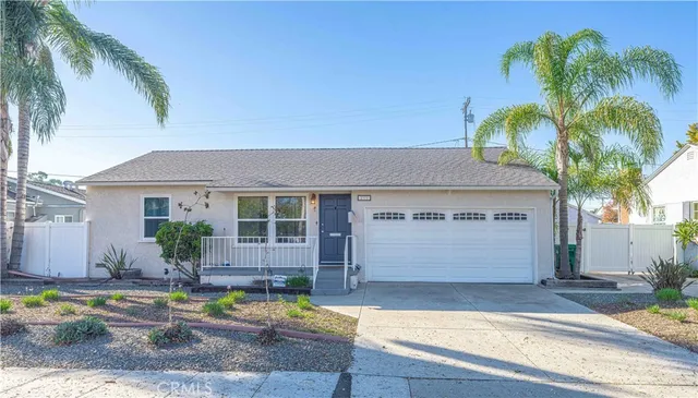 $3,700 | 2371 Park Avenue, Long Beach, CA 90815