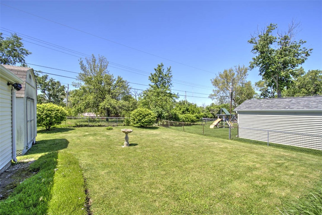 43 Medial Drive Decatur, IL 62521 - Photo 24 of 26 Gallery Image 24