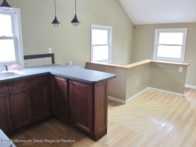 10 Old Monmouth Road Freehold, NJ 07728 - Photo 11 of 22 352-528614_-_House_2_-_Kitchen