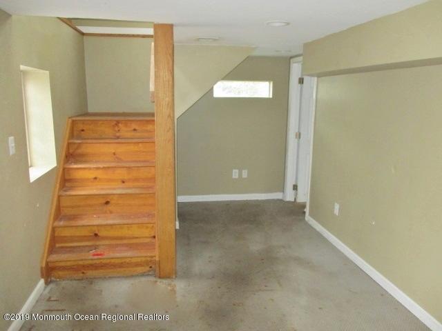 10 Old Monmouth Road Freehold, NJ 07728 - Photo 13 of 22 352-528614_-_House_2_-_Living_Room