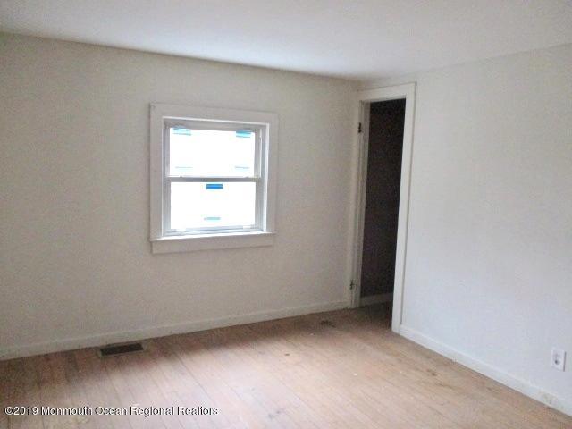 10 Old Monmouth Road Freehold, NJ 07728 - Photo 3 of 22 352-528614_-_House_1_-_Bedroom_2
