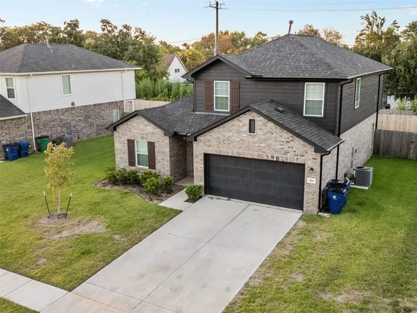 $2,799 | 403 Magnolia Lane, Richwood, TX 77531