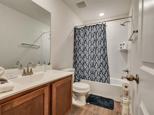 $2,799 | 403 Magnolia Lane, Richwood, TX 77531