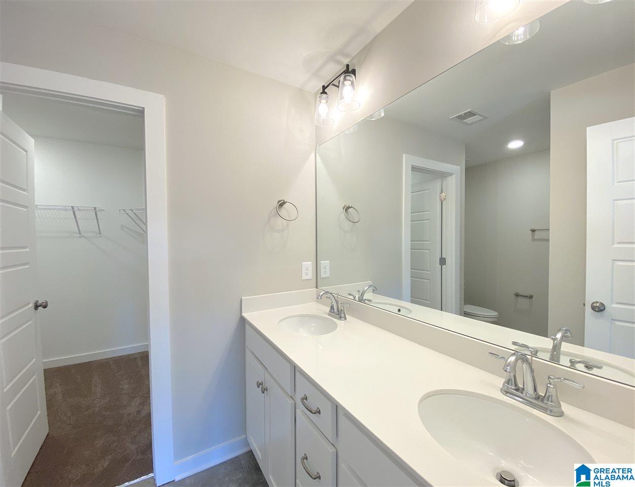 196 Creek Run Way Calera, AL 35040 - Photo 10 of 19