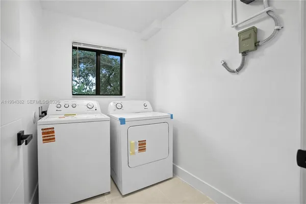 $3,500 | 5823 Northwest 30th Avenue, Unit 5823, Miami, FL 33142