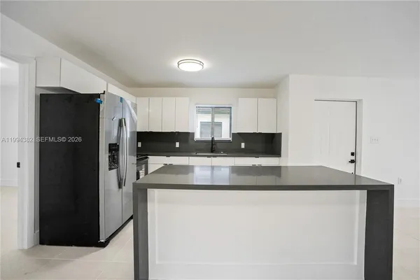 $3,500 | 5823 Northwest 30th Avenue, Unit 5823, Miami, FL 33142