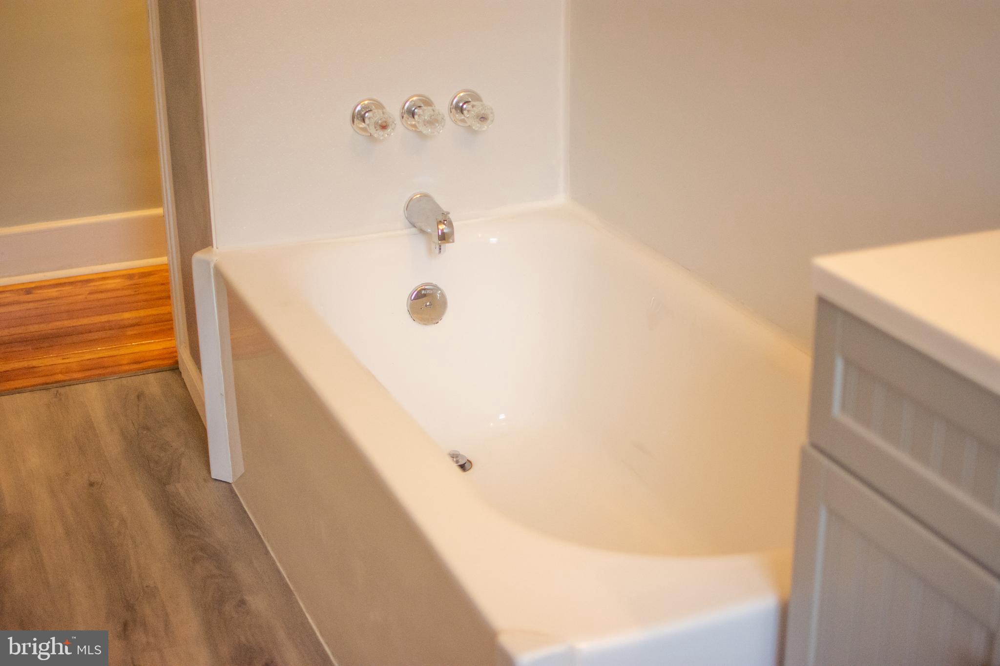 501 North Brobst Street Reading, PA 19607 - Photo 11 of 44