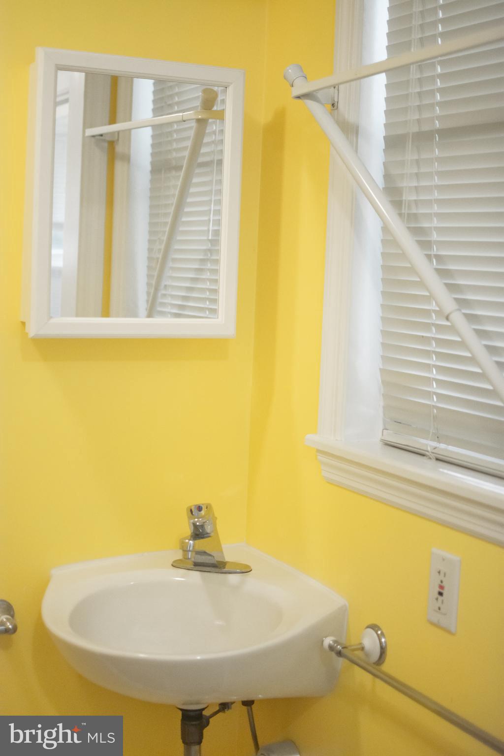 501 North Brobst Street Reading, PA 19607 - Photo 27 of 44