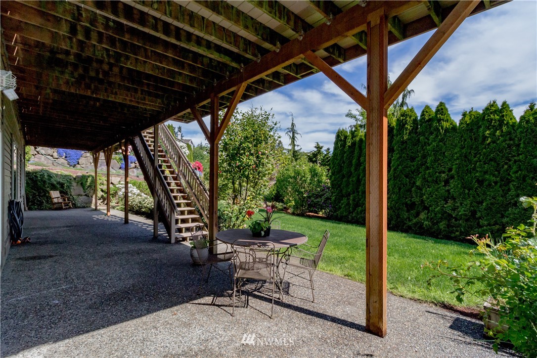 19620 109th Place Northeast Bothell, WA 98011 - Photo 23 of 25 Gallery Image 23