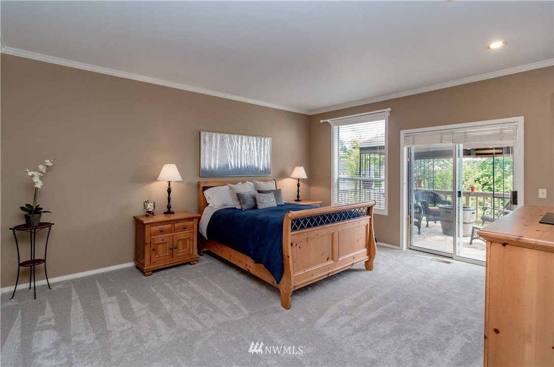 19620 109th Place Northeast Bothell, WA 98011 - Photo 10 of 25 Gallery Image 10