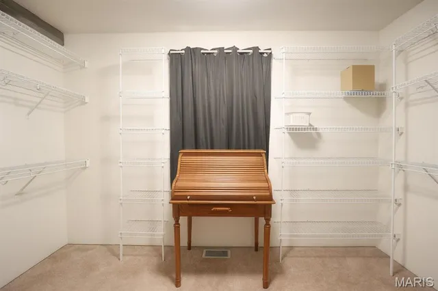 $270,000 | 709 Henry Street, Jerseyville, IL 62052