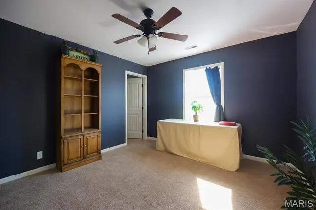 $270,000 | 709 Henry Street, Jerseyville, IL 62052