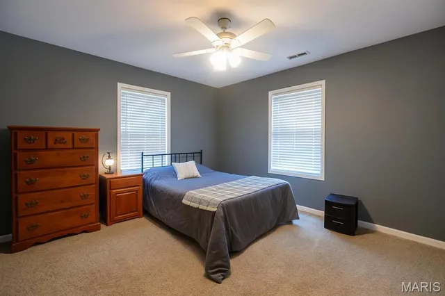 $270,000 | 709 Henry Street, Jerseyville, IL 62052