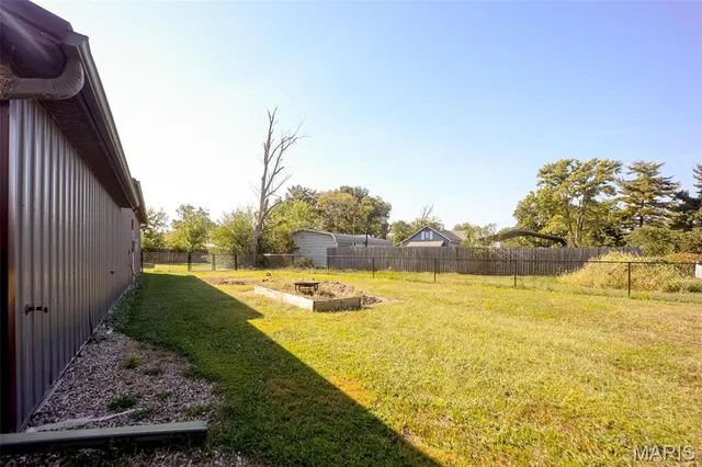 $270,000 | 709 Henry Street, Jerseyville, IL 62052