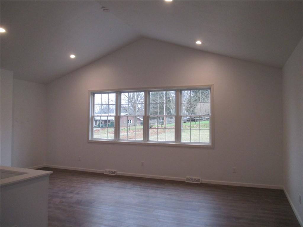 148 Laird's Crossing Road Worthington, PA 16262 - Photo 8 of 20 Gallery Image 8
