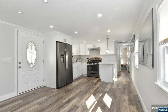 $130,000 | 34 Helen Drive, Moonachie, NJ 07074