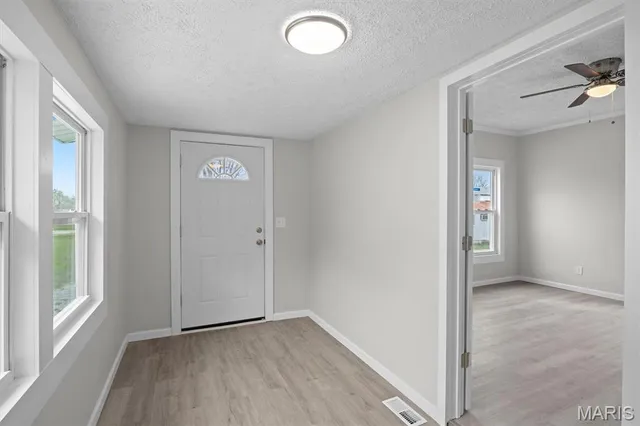 $83,000 | 140 West Pershing Avenue, Kampsville, IL 62053