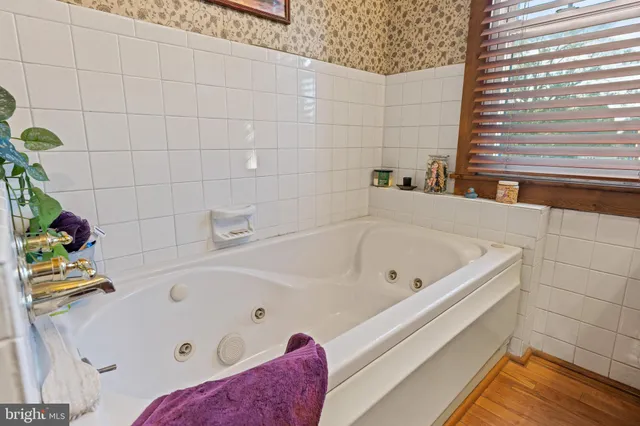 a room with a workspace