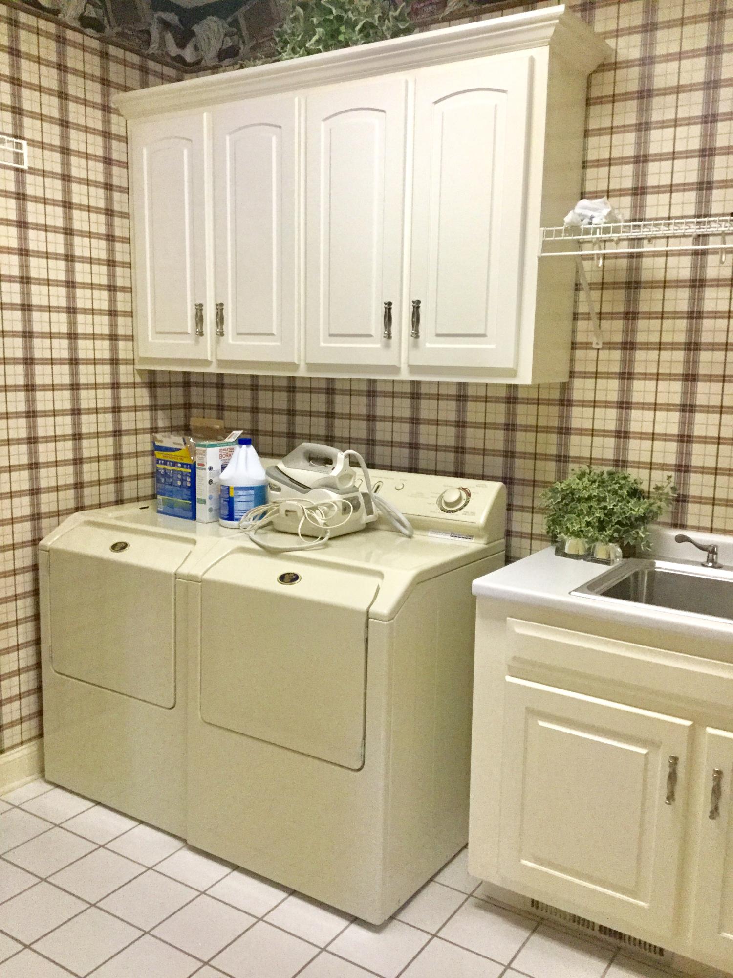7800 Stones River Road Chattanooga, TN 37421 - Photo 31 of 34 LAUNDRY