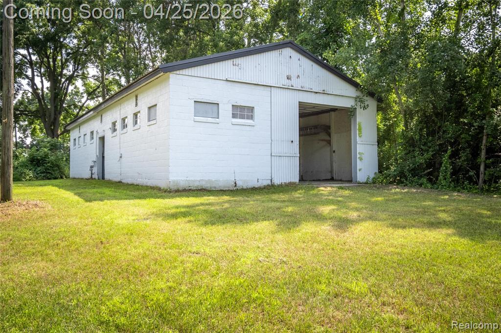 2218 Wixom Road Commerce Township, MI 48382 - Photo 73 of 87