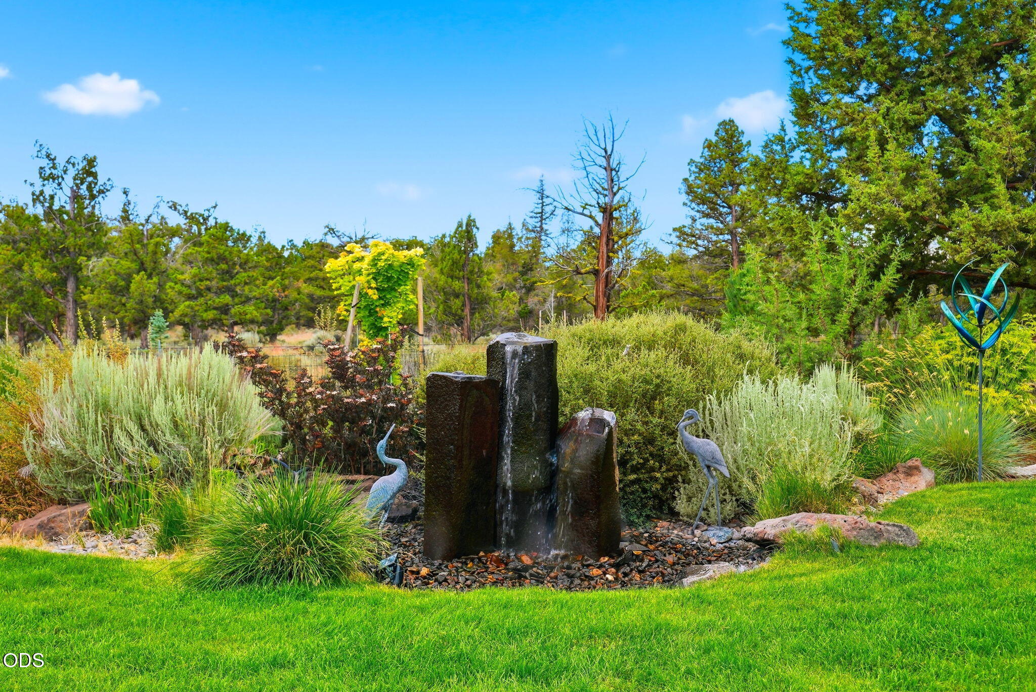 67295 Gist Road Bend, OR 97703 - Photo 51 of 57