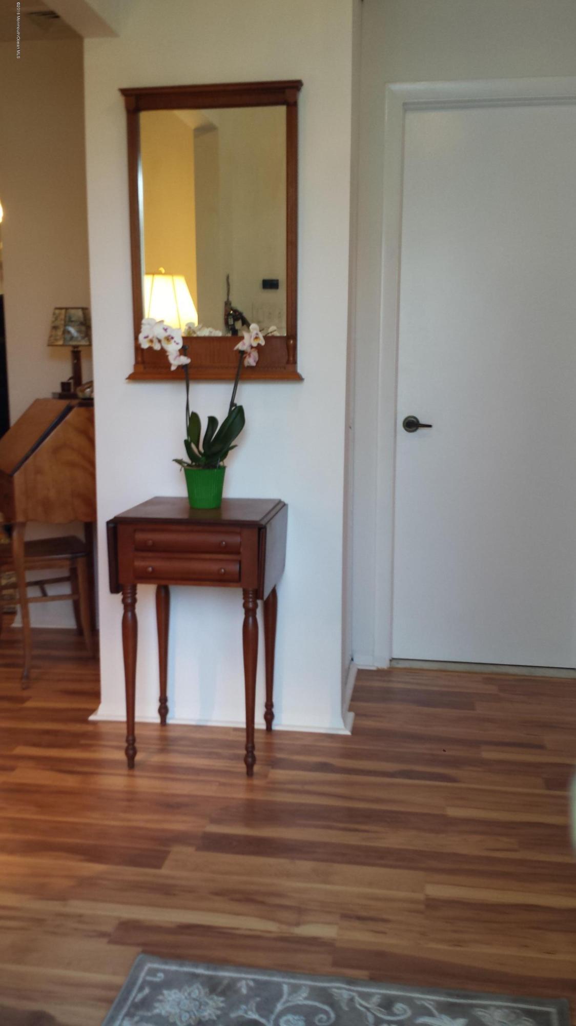37 Markham Road Brick, NJ 08724 - Photo 2 of 16 Foyer