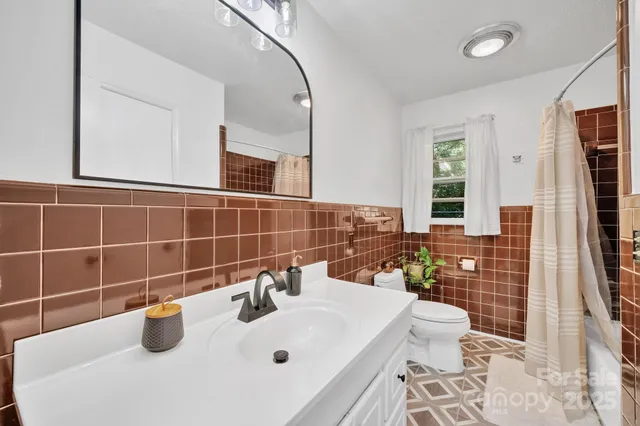 $359,000 | 172 Timberlane Drive, Etowah, NC 28729