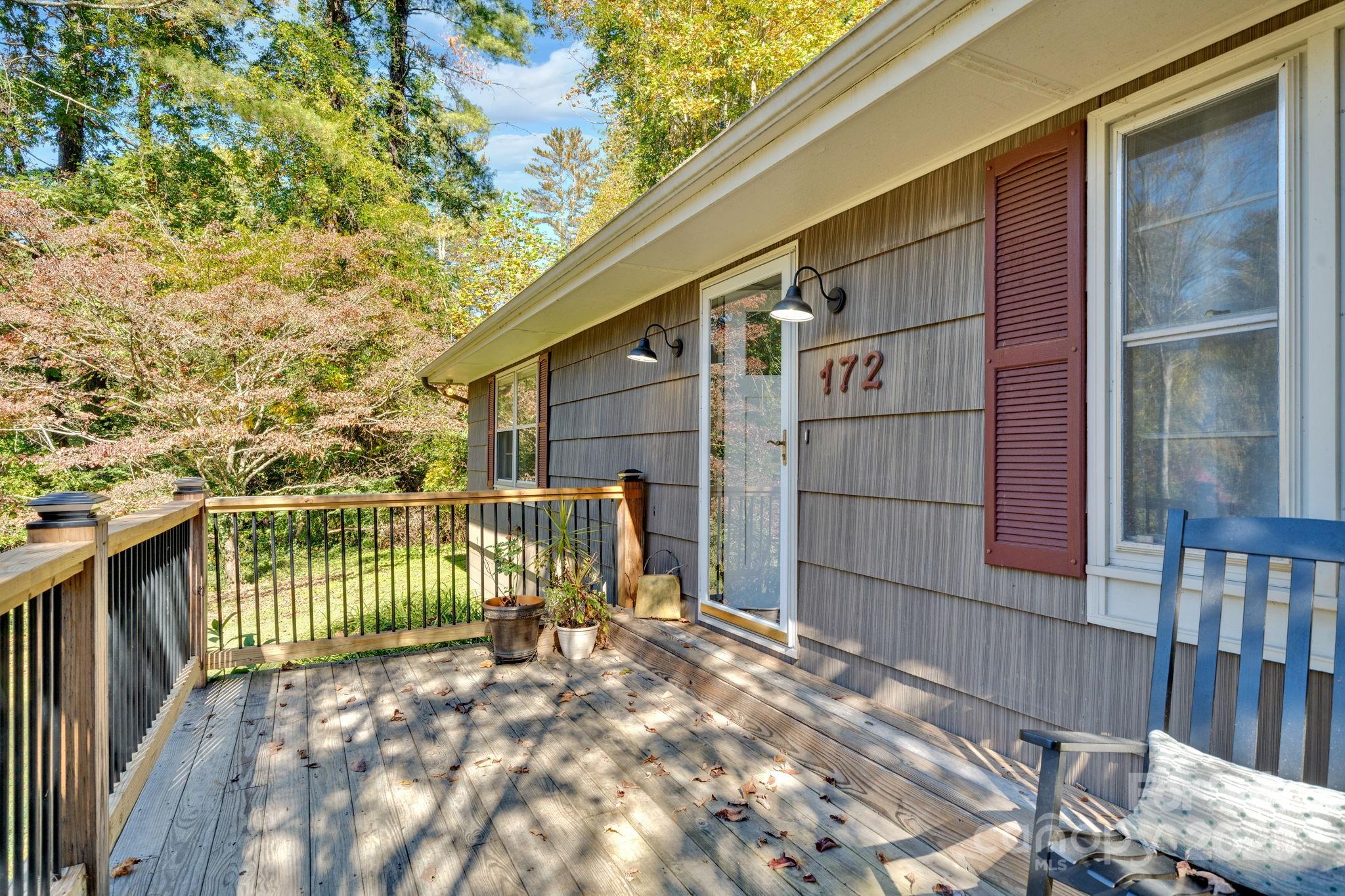 172 Timberlane Drive Etowah, NC 28729 - Photo 3 of 32