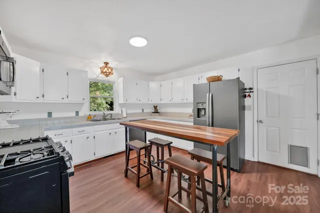 $359,000 | 172 Timberlane Drive, Etowah, NC 28729