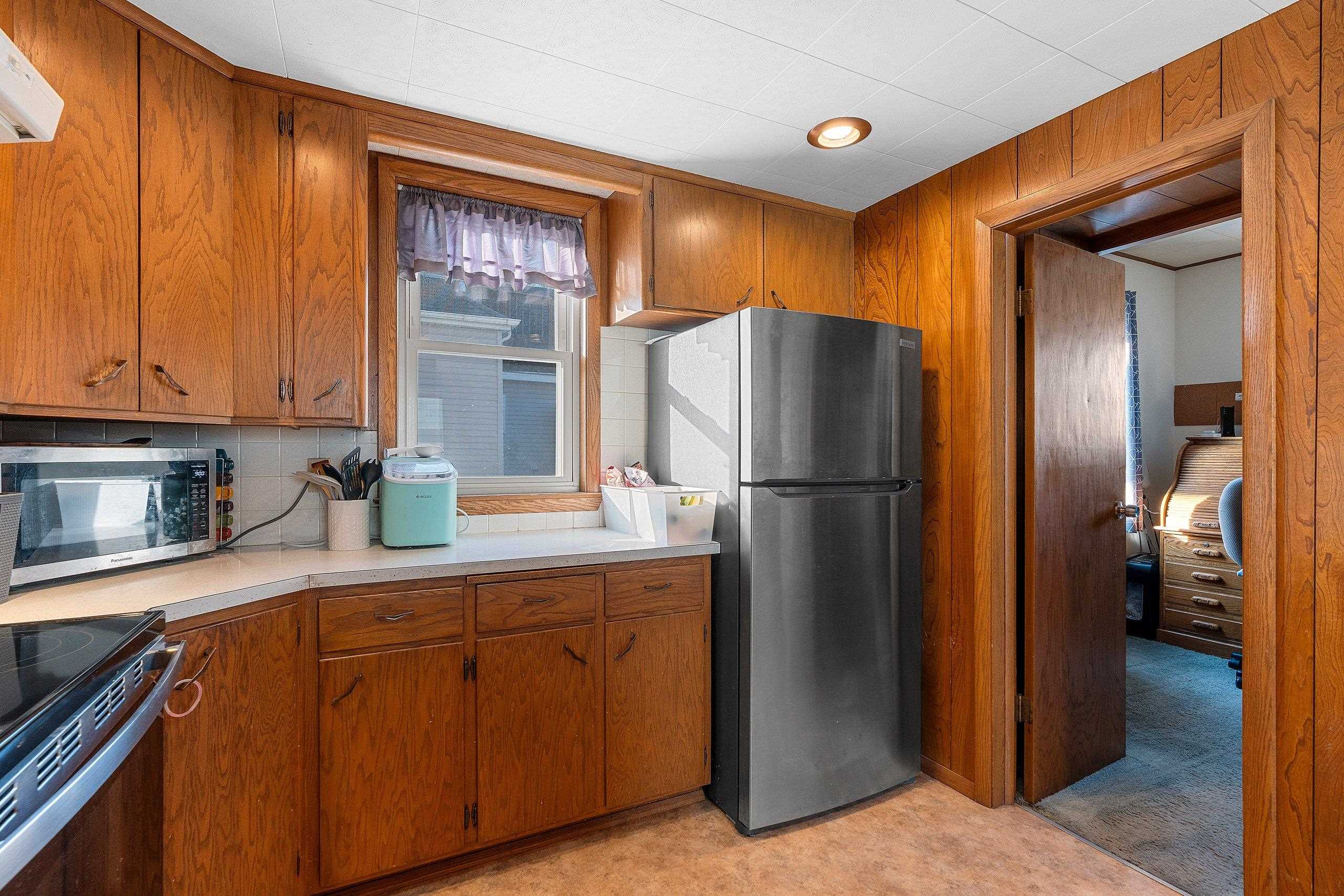 313 South Mill Street Hortonville, WI 54944 - Photo 12 of 39