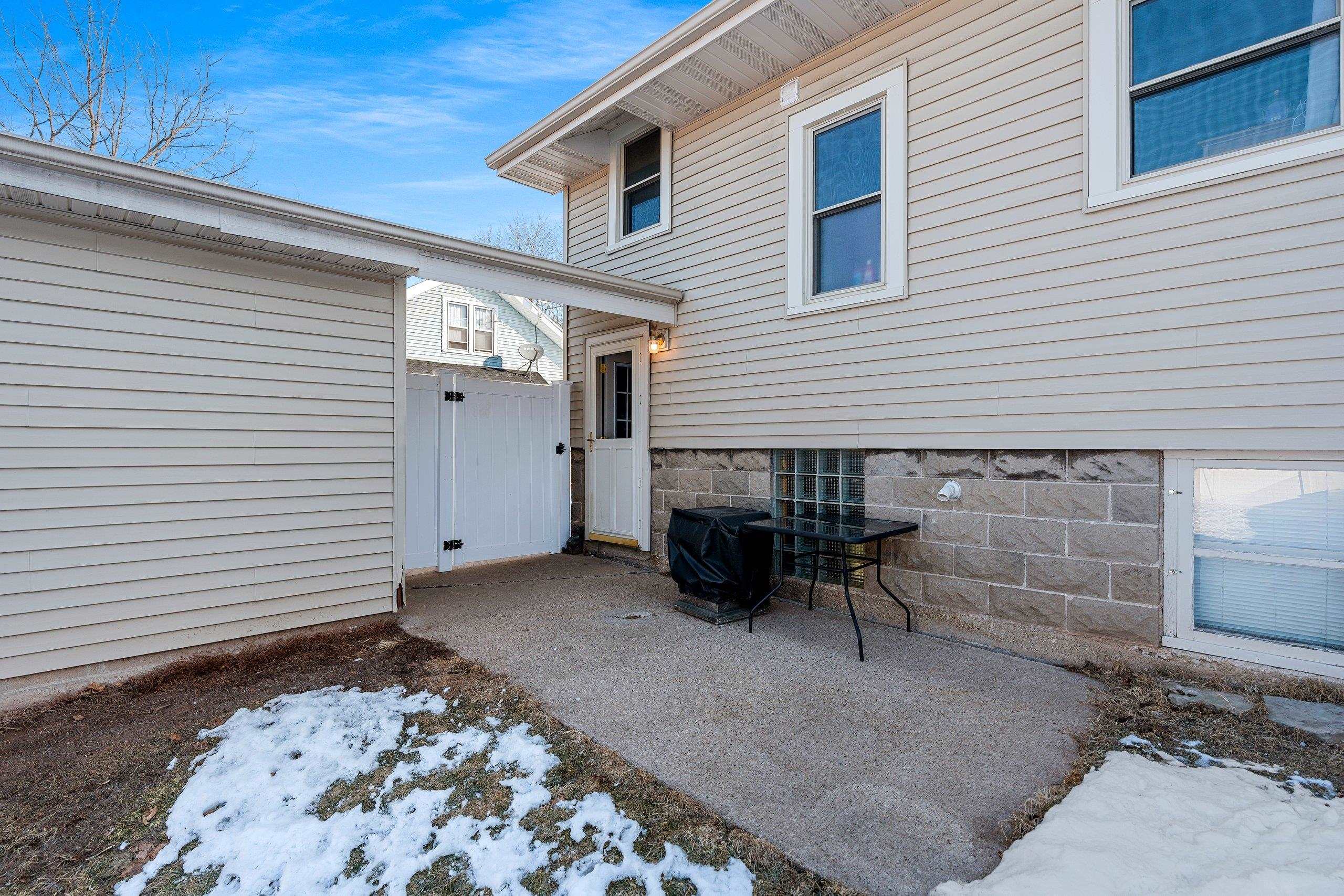 313 South Mill Street Hortonville, WI 54944 - Photo 30 of 39