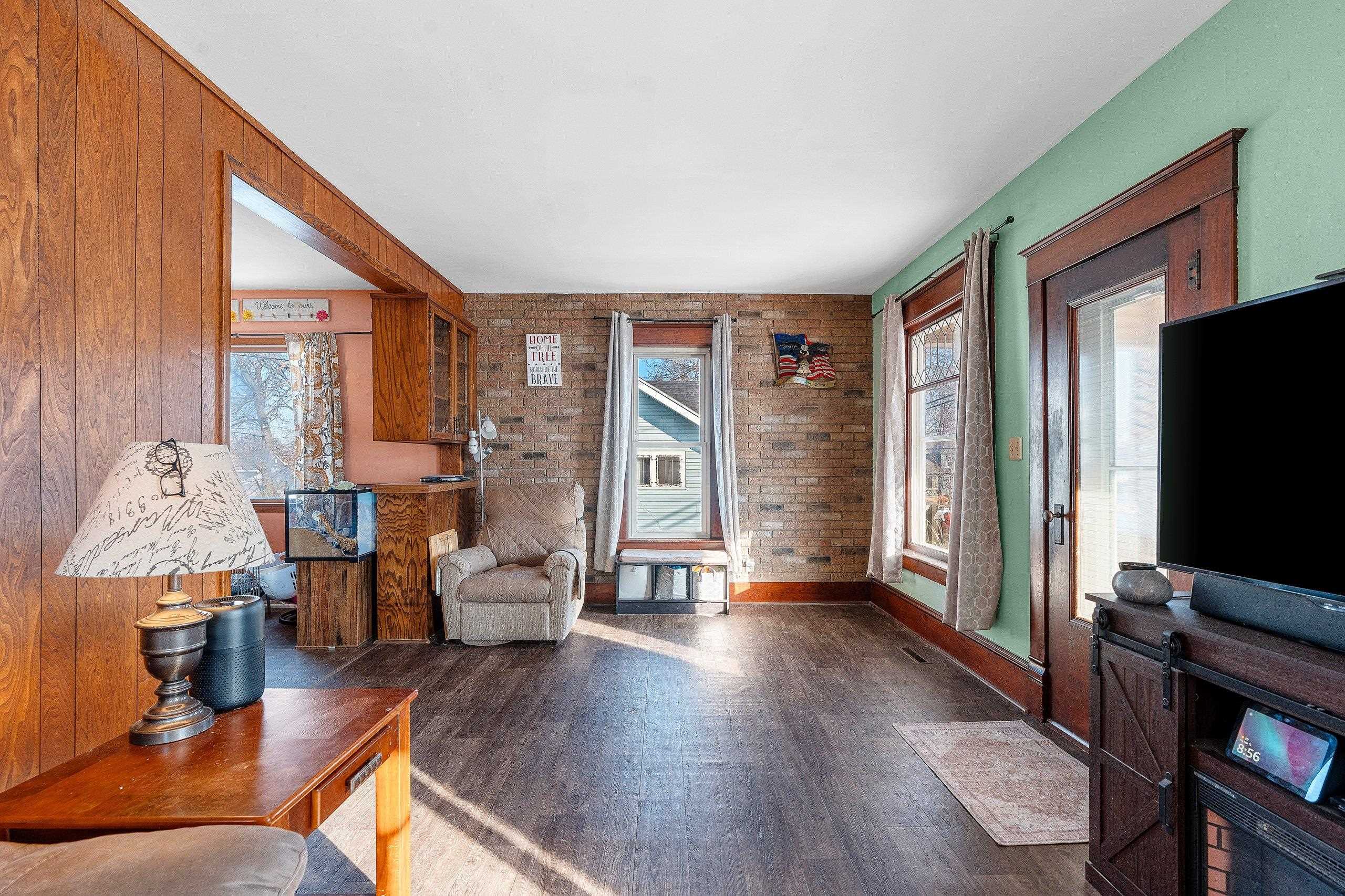 313 South Mill Street Hortonville, WI 54944 - Photo 6 of 39