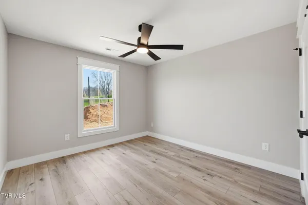 $499,000 | 304 Monroe Drive, Bristol, TN 37620