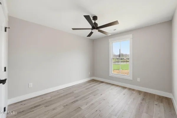 $499,000 | 304 Monroe Drive, Bristol, TN 37620