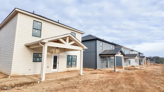 $499,000 | 304 Monroe Drive, Bristol, TN 37620