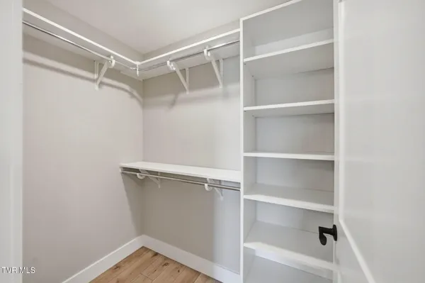 $499,000 | 304 Monroe Drive, Bristol, TN 37620