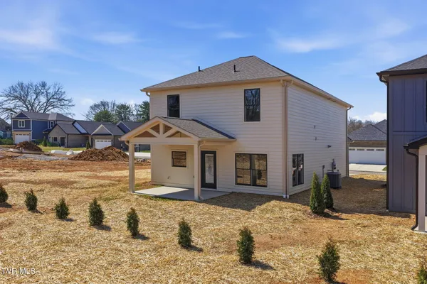 $499,000 | 304 Monroe Drive, Bristol, TN 37620