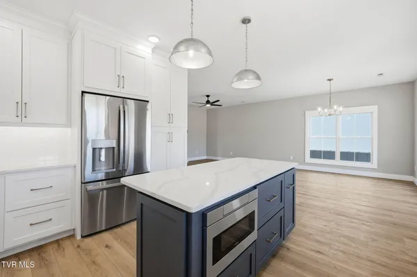 $499,000 | 304 Monroe Drive, Bristol, TN 37620