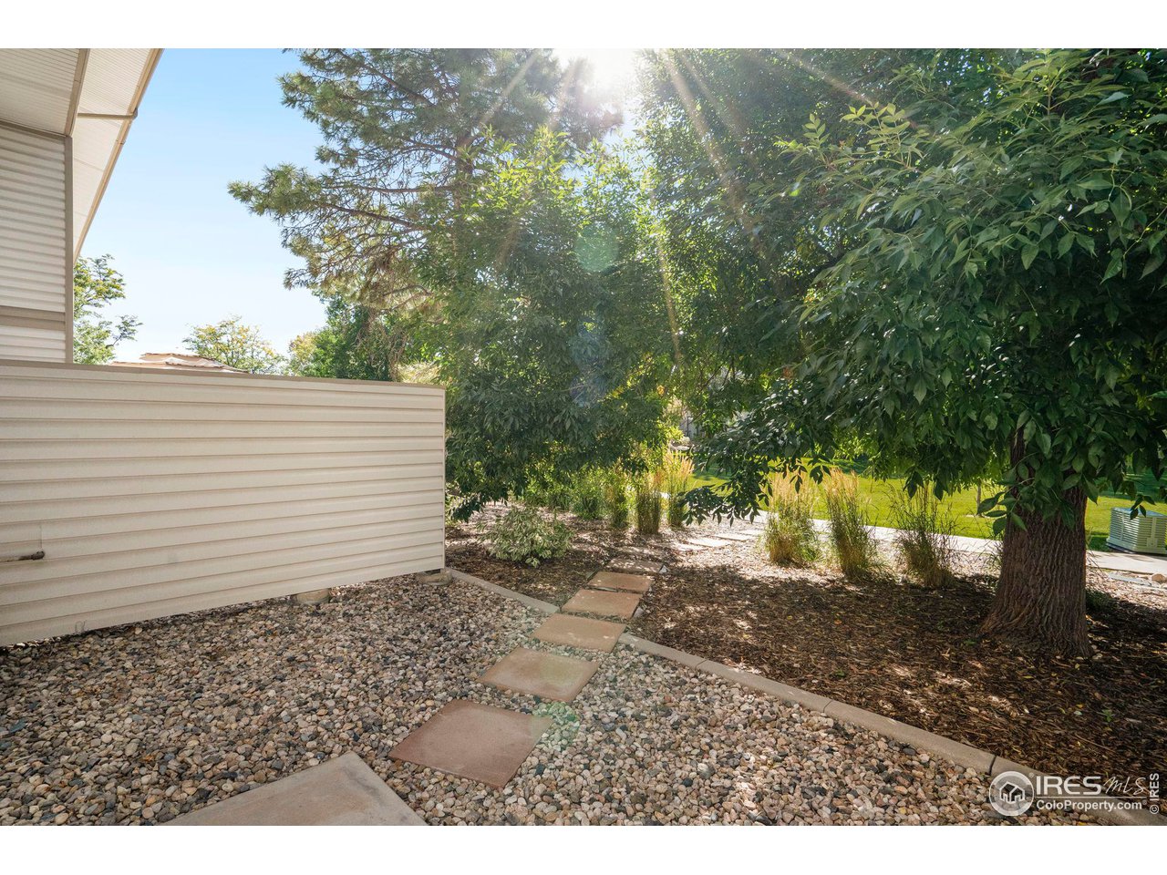 1705 Heatheridge Road, Unit J106 Fort Collins, CO 80526 - Photo 18 of 21