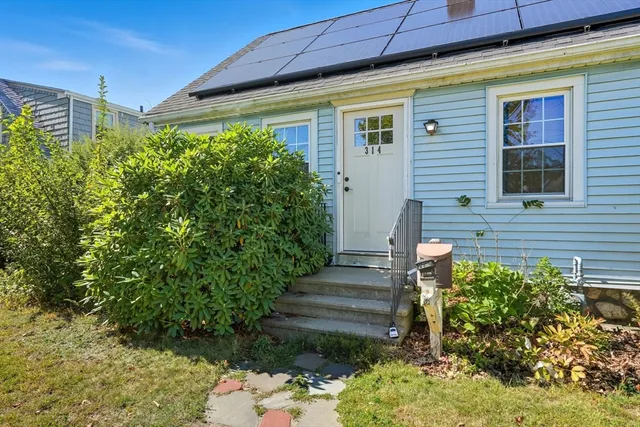 $355,000 | 314 Burncoat Street, Worcester, MA 01606