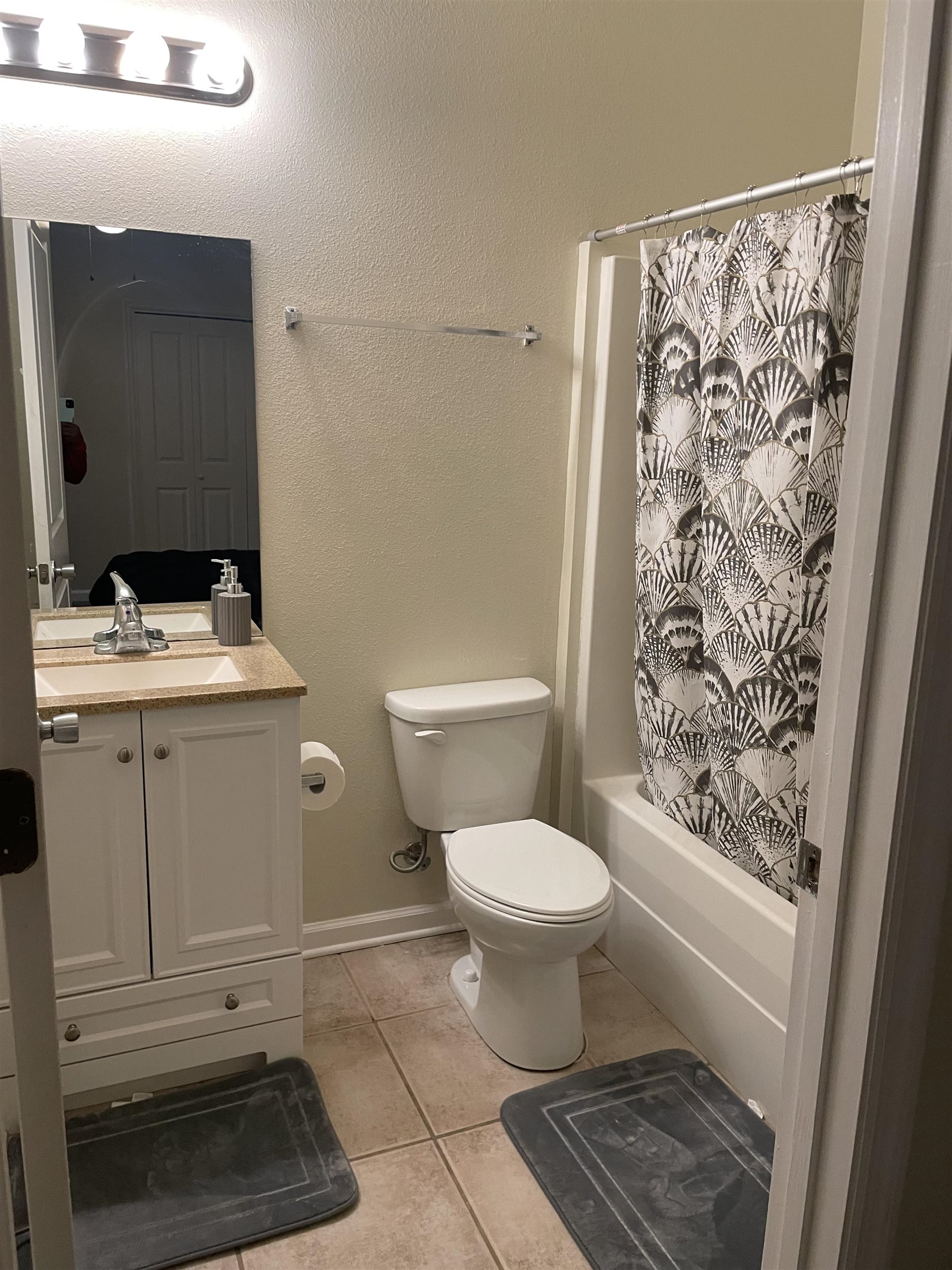 542 Collinsford Road Tallahassee, FL 32301 - Photo 3 of 7