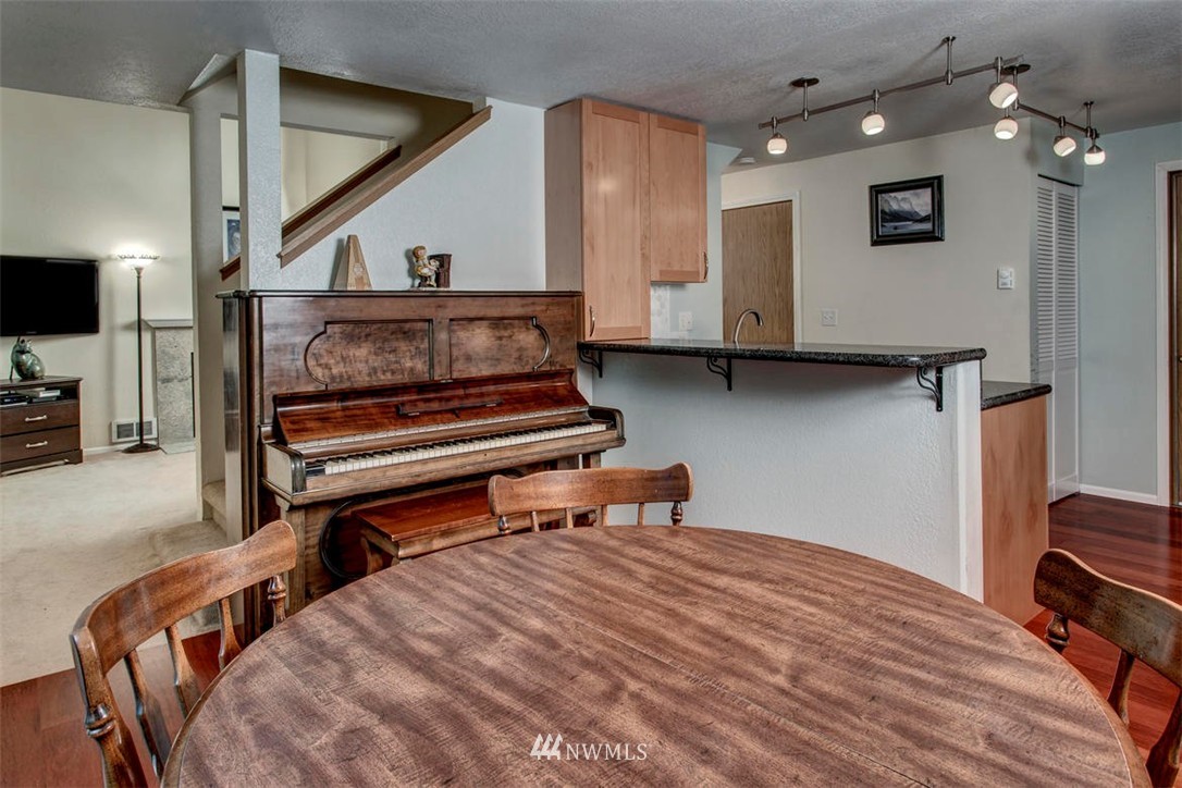 1725 170th Place Southeast, Unit B Bothell, WA 98012 - Photo 13 of 25 Gallery Image 13