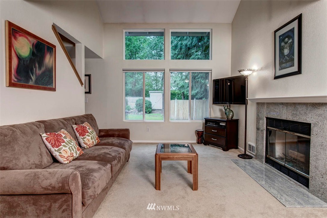 1725 170th Place Southeast, Unit B Bothell, WA 98012 - Photo 5 of 25 Gallery Image 5
