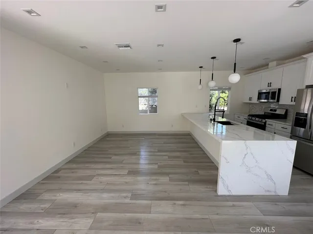 $3,795 | 23236-23236 Vanowen Street, West Hills, CA 91307